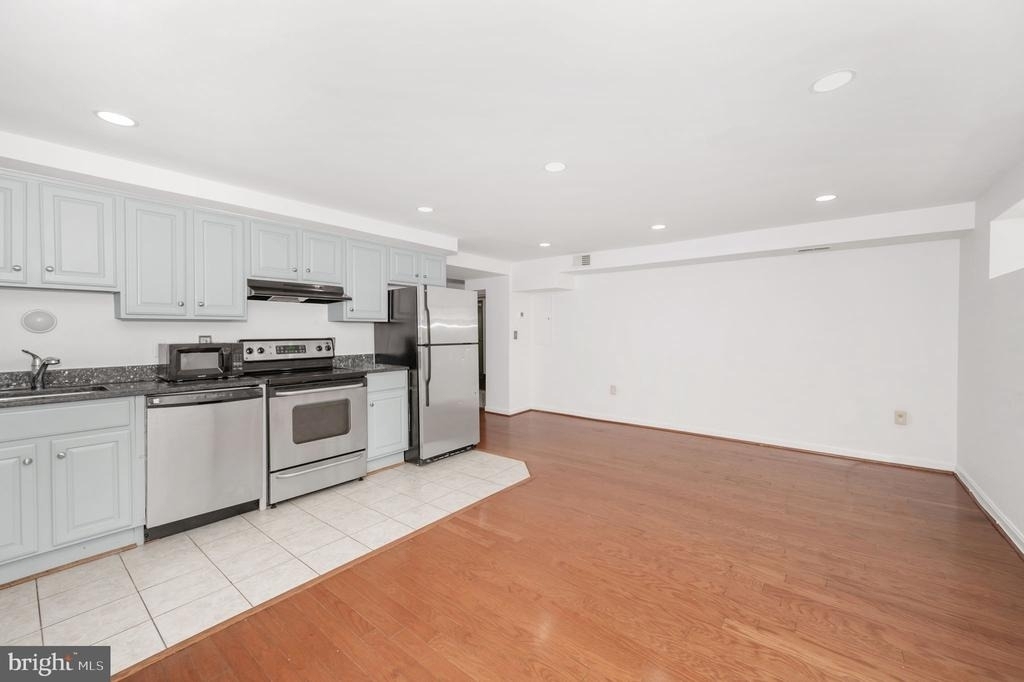 1321 Nw Fairmont Street Nw - Photo 17