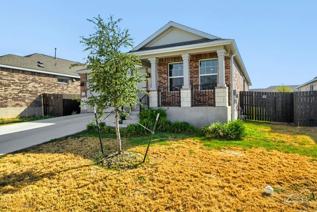 2521 Four Waters Loop - Photo 1