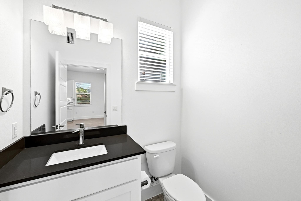 6213 Felix Ave - Photo 22
