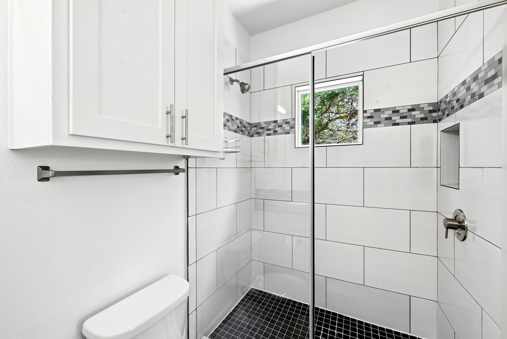 6213 Felix Ave - Photo 17