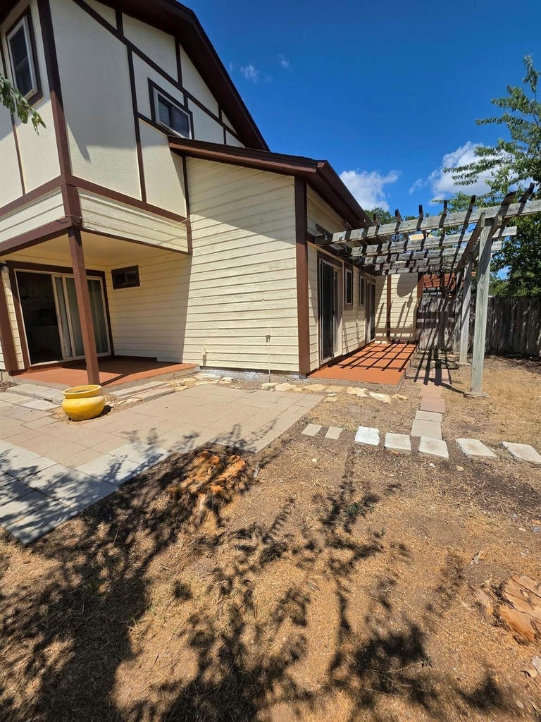 5503 Thunderbird St - Photo 1