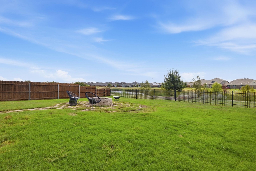 1100 S San Marcos St - Photo 27