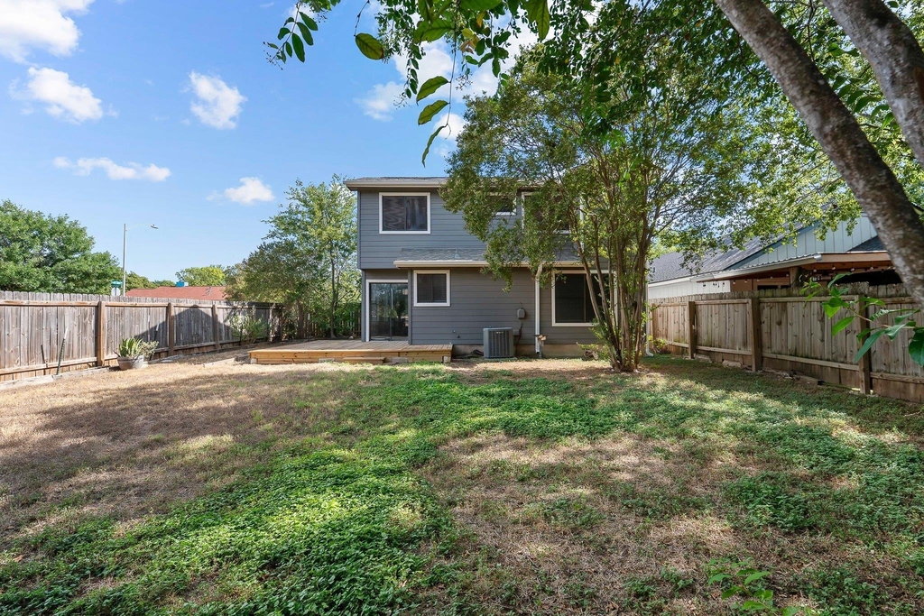 2304 Klattenhoff Dr - Photo 16