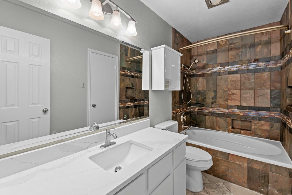 2304 Klattenhoff Dr - Photo 7