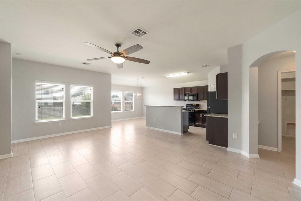 314 Foxglove Dr - Photo 5