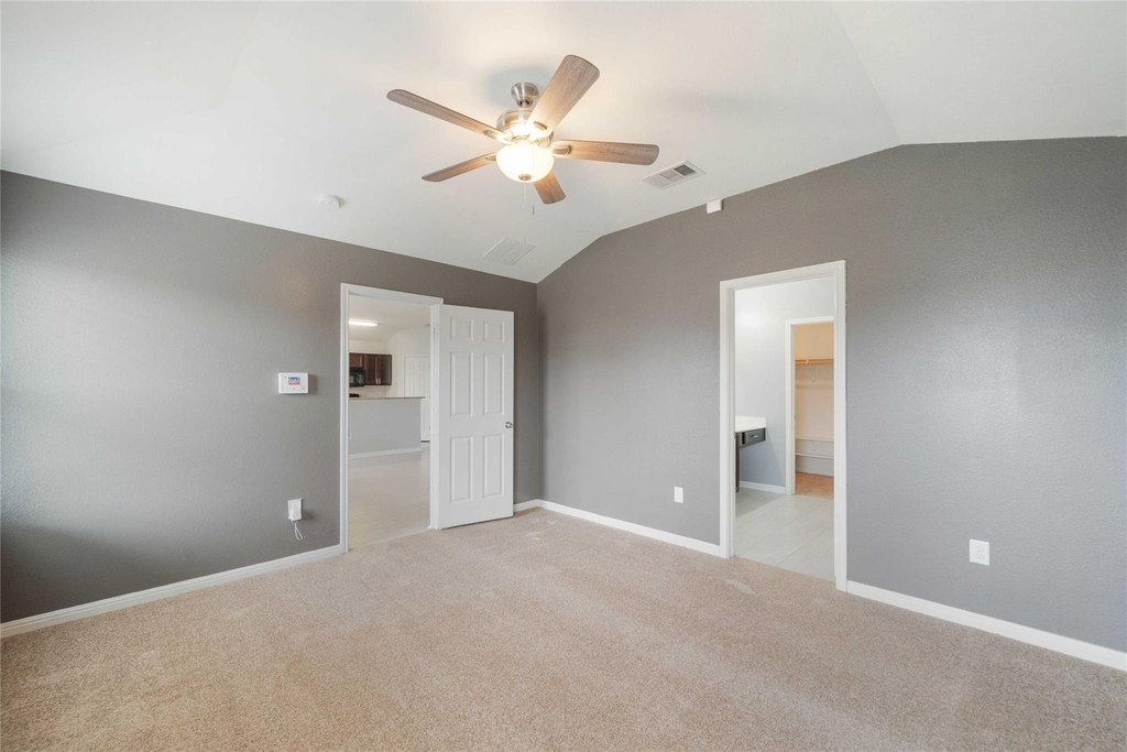 314 Foxglove Dr - Photo 10