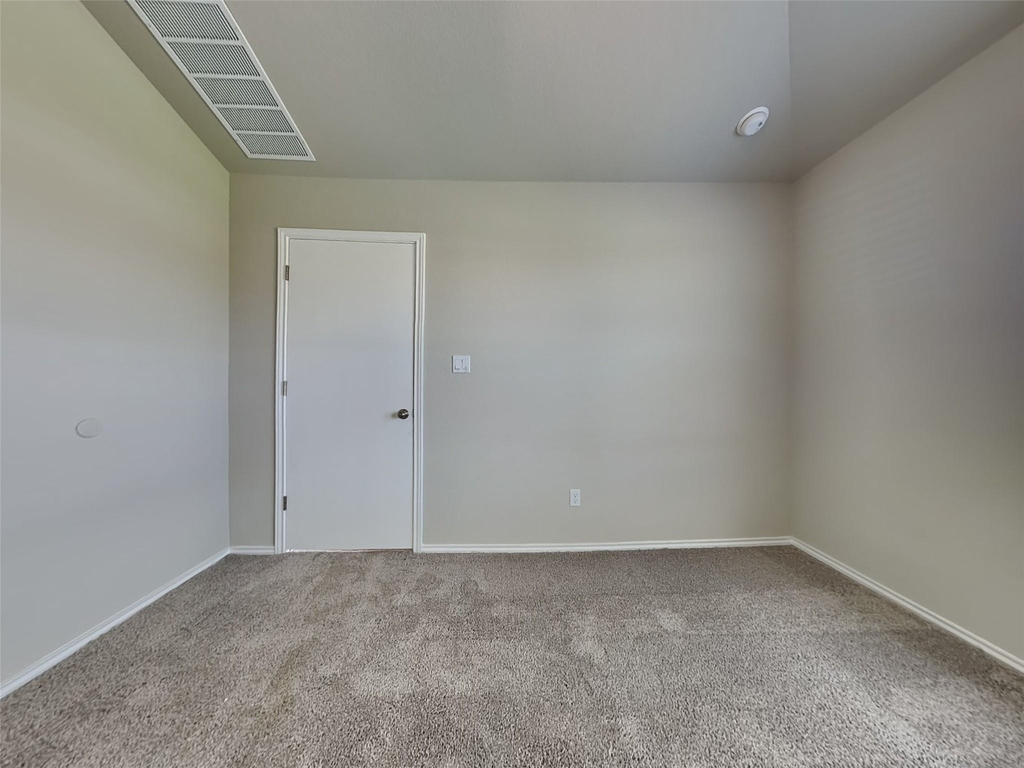 5208 Saddle Club Dr - Photo 5