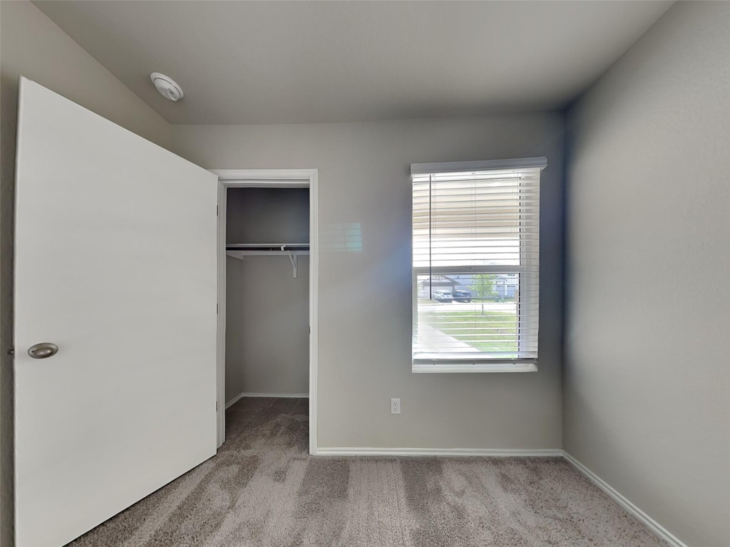 5208 Saddle Club Dr - Photo 9