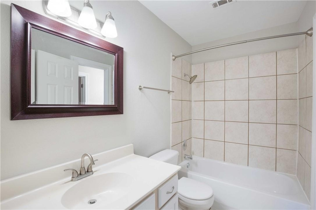 7635 Guadalupe St - Photo 20