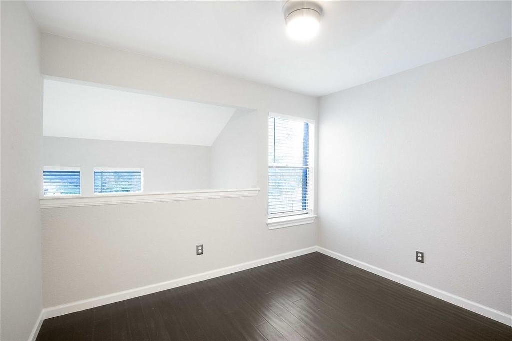 7635 Guadalupe St - Photo 21