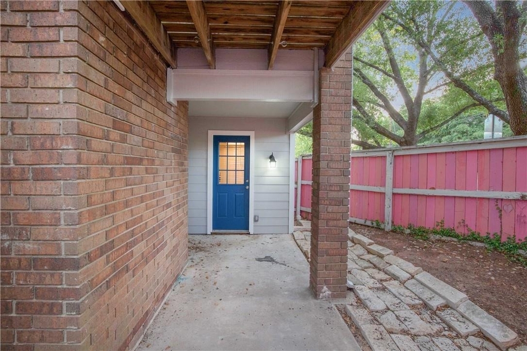 7635 Guadalupe St - Photo 26