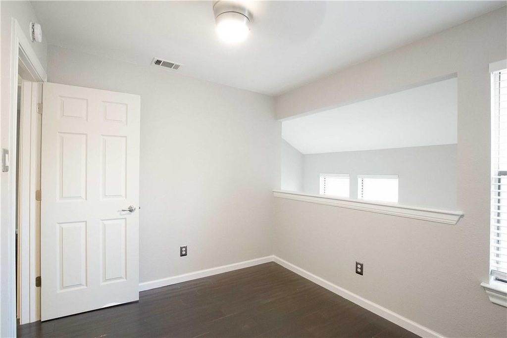 7635 Guadalupe St - Photo 22