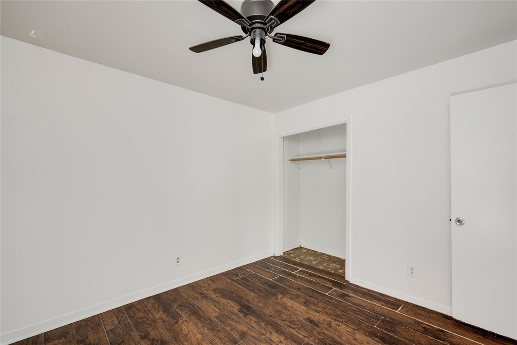 2900 Northeast Dr - Photo 17