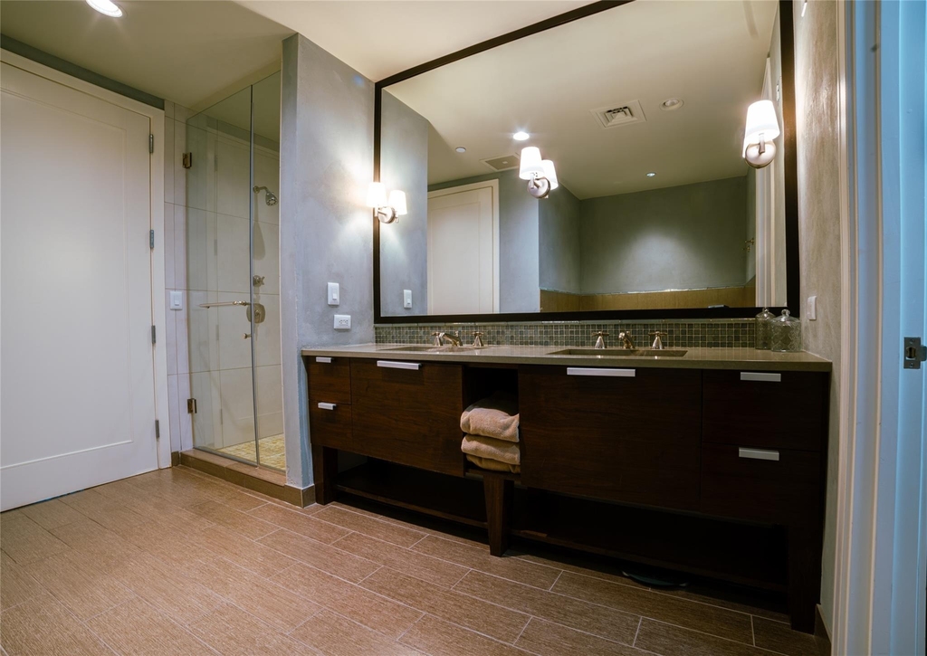 200 Congress Ave - Photo 15