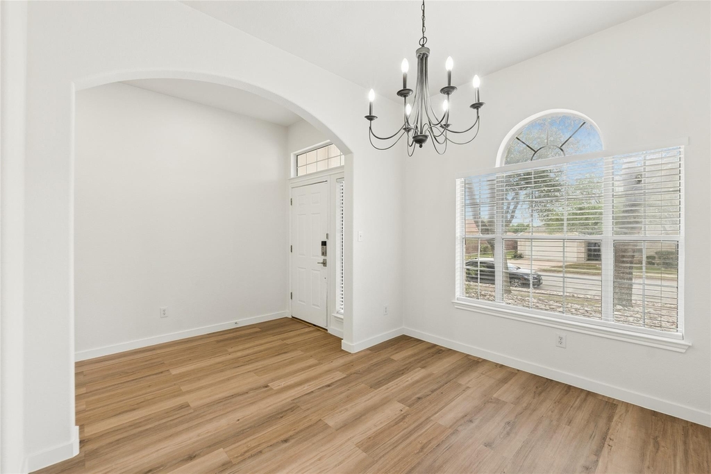 1506 Cosmos Way - Photo 6