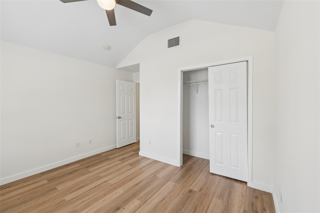 1506 Cosmos Way - Photo 12