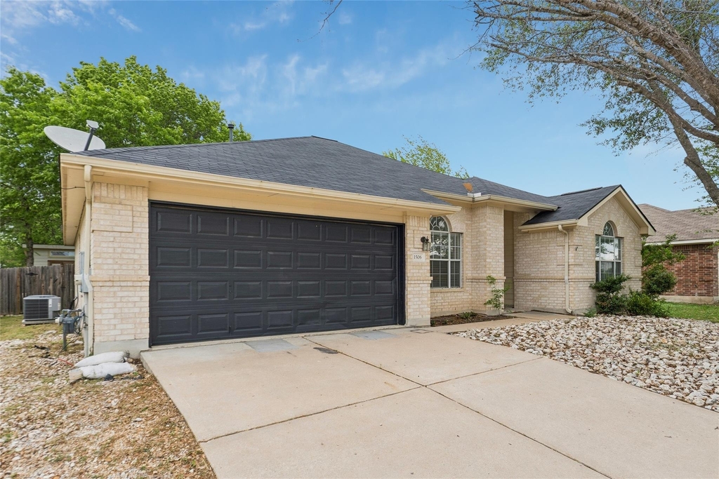 1506 Cosmos Way - Photo 2