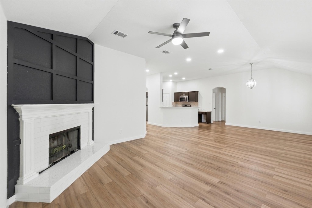 1506 Cosmos Way - Photo 19