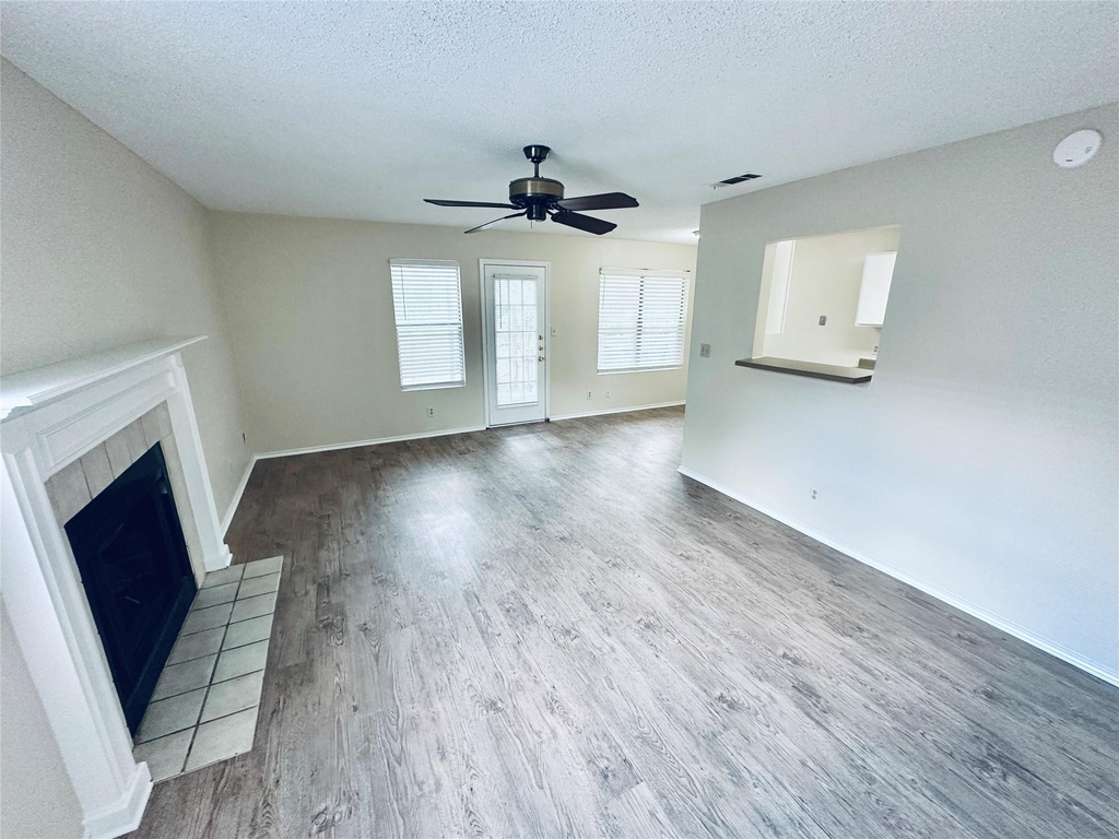 379 Fantail Loop - Photo 4