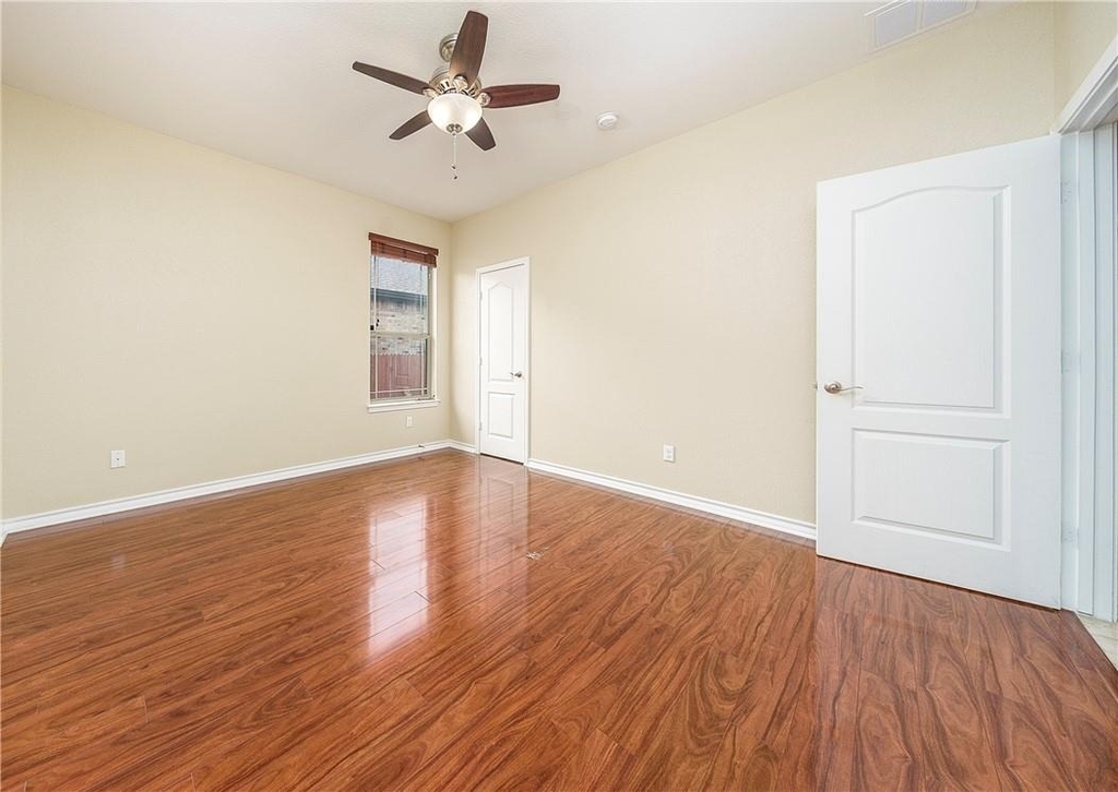 413 Kissing Oak Dr - Photo 16