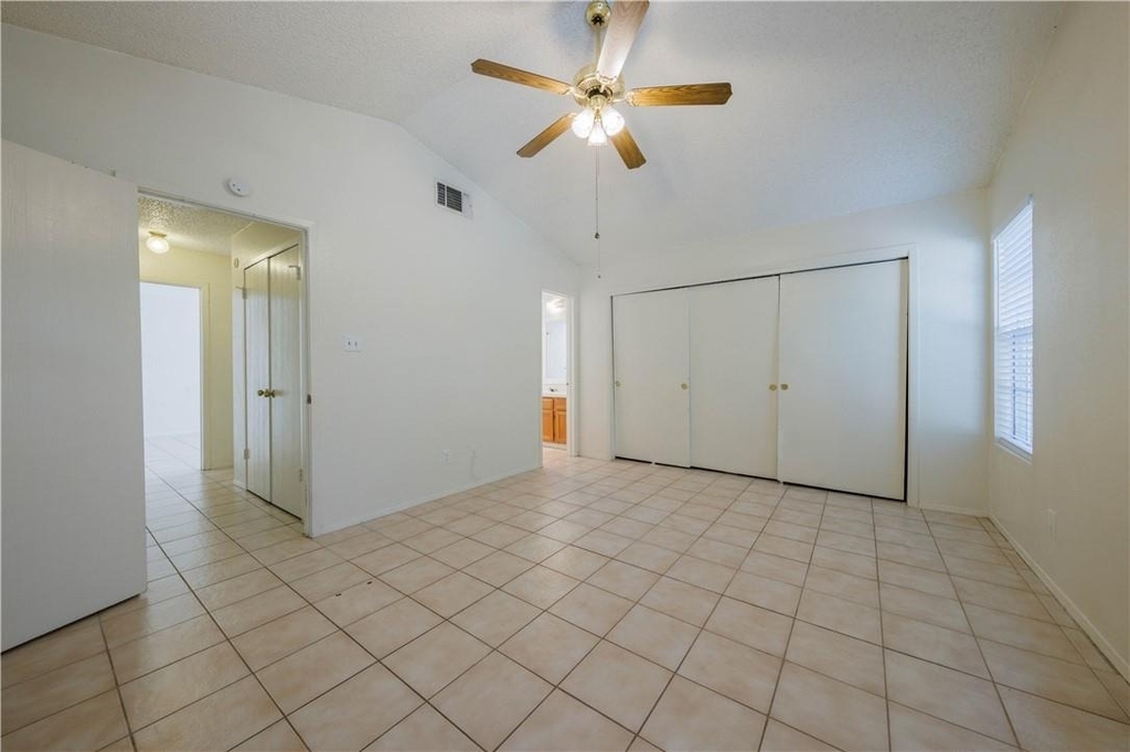 8810 Piney Point Dr - Photo 21