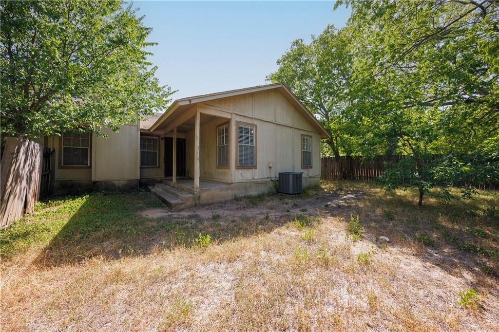 8810 Piney Point Dr - Photo 27