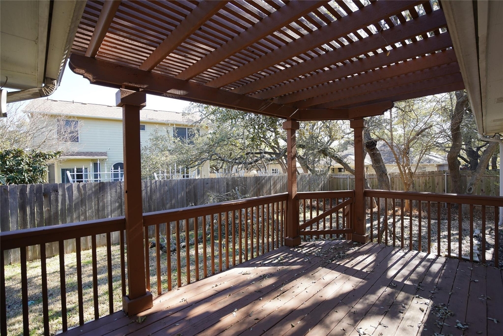 5702 Fitchwood Ln - Photo 16