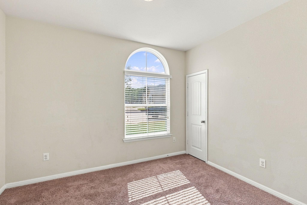 13700 Sage Grouse Dr - Photo 7