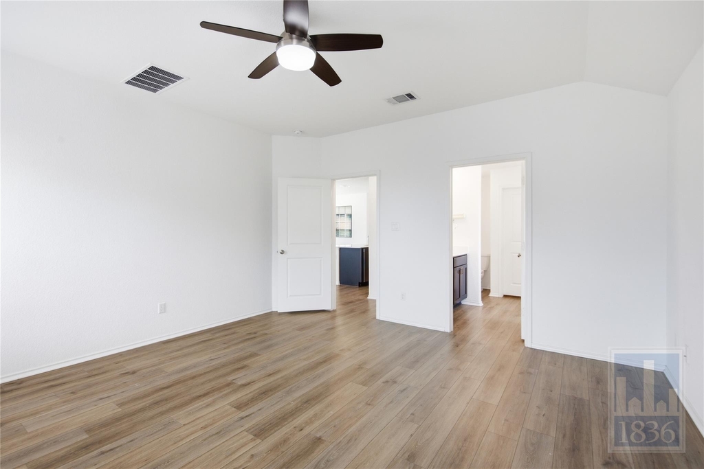 5913 Toscana Trce - Photo 9