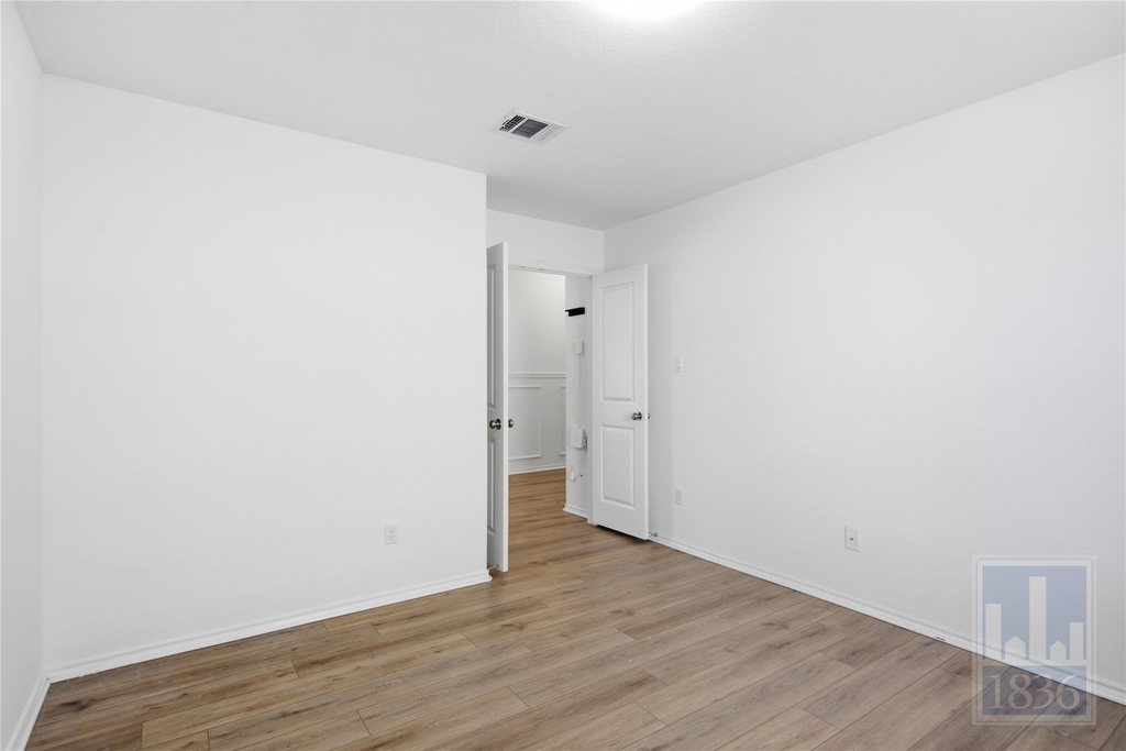 5913 Toscana Trce - Photo 19