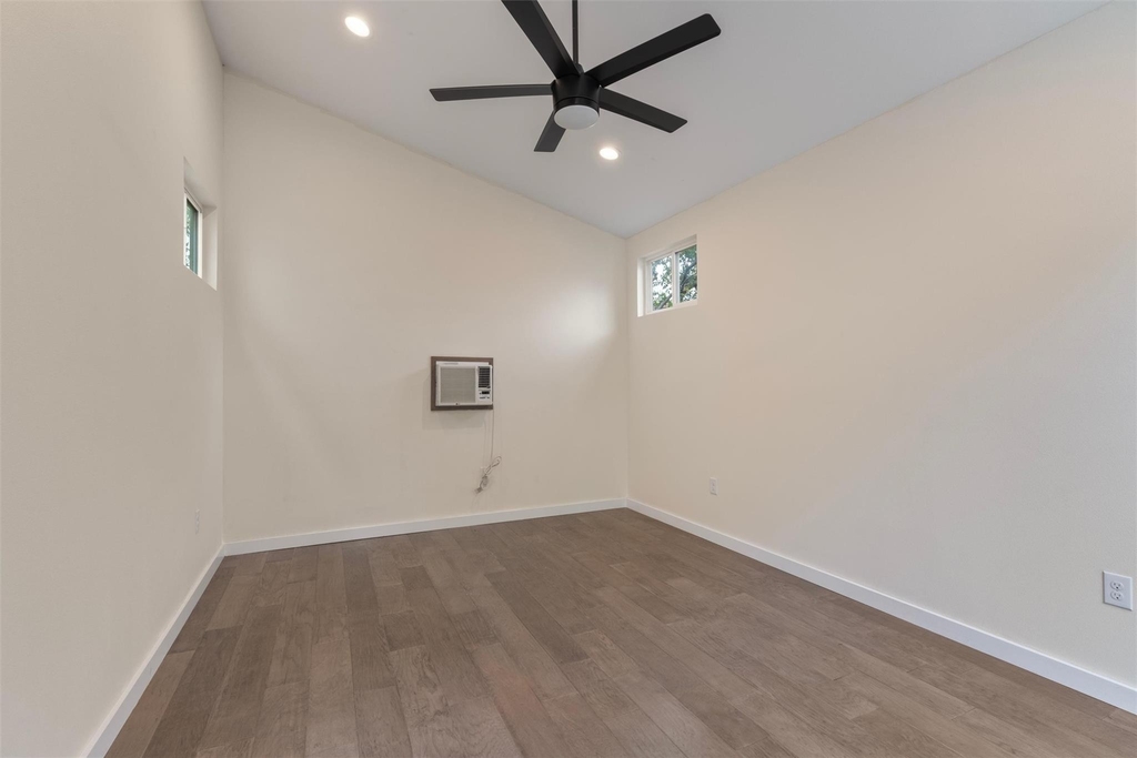 7610 Bethune Ave - Photo 22