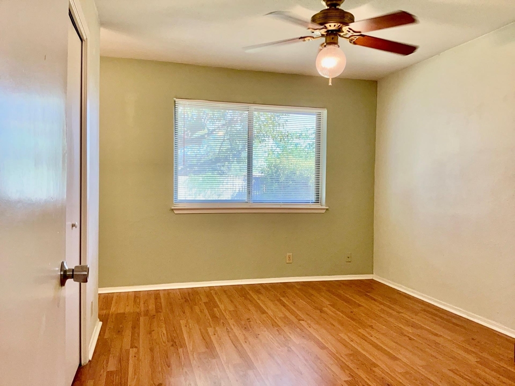 408 E Central Dr - Photo 10