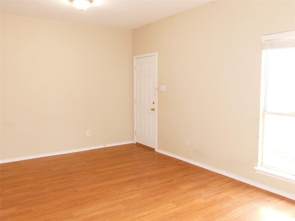 6726 Windrift Way - Photo 8