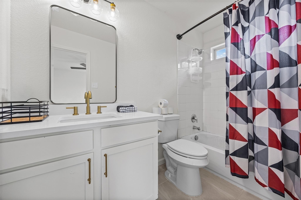 7115 Thannas Way - Photo 15