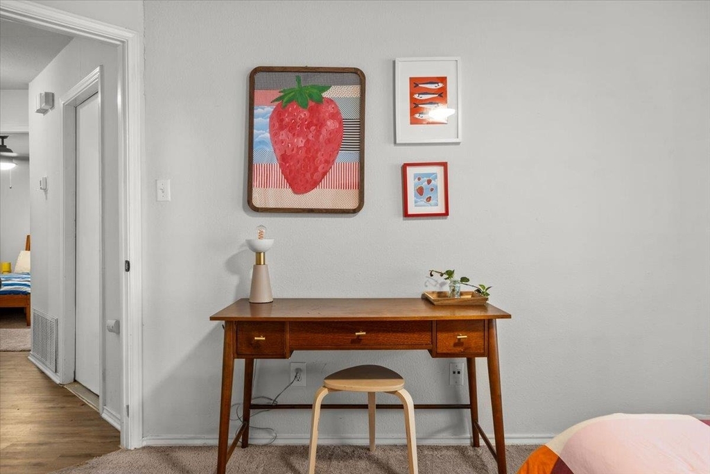 1125 Vincent Pl - Photo 7