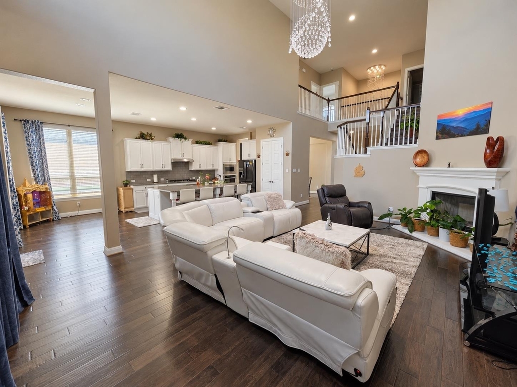 1408 Saddlespur Ln - Photo 2