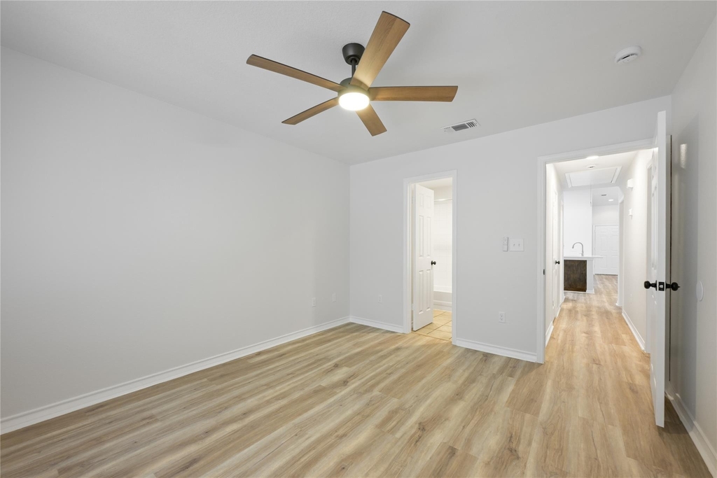 3407 Blumie St - Photo 9