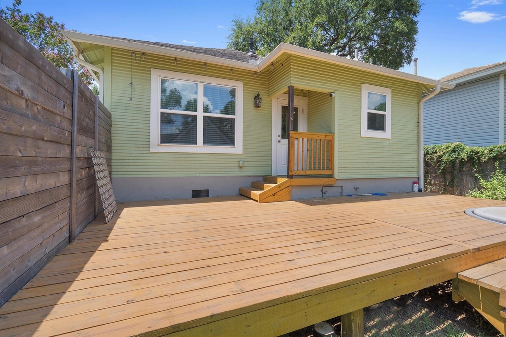 1102 Woodland Ave - Photo 21