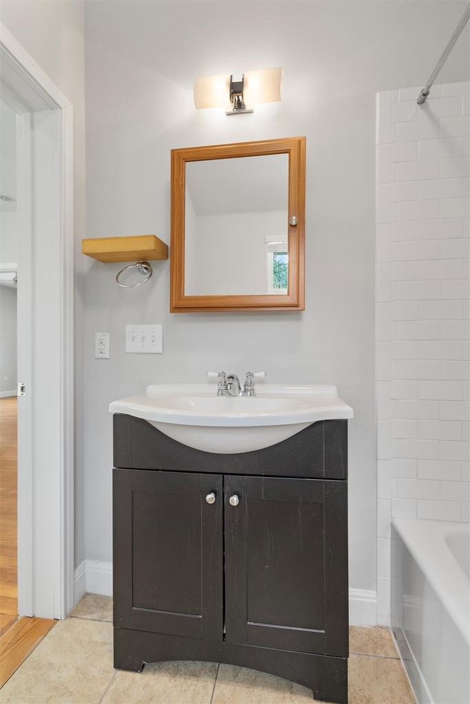 1102 Woodland Ave - Photo 12
