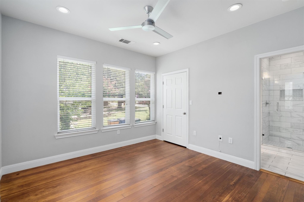 1102 Woodland Ave - Photo 13