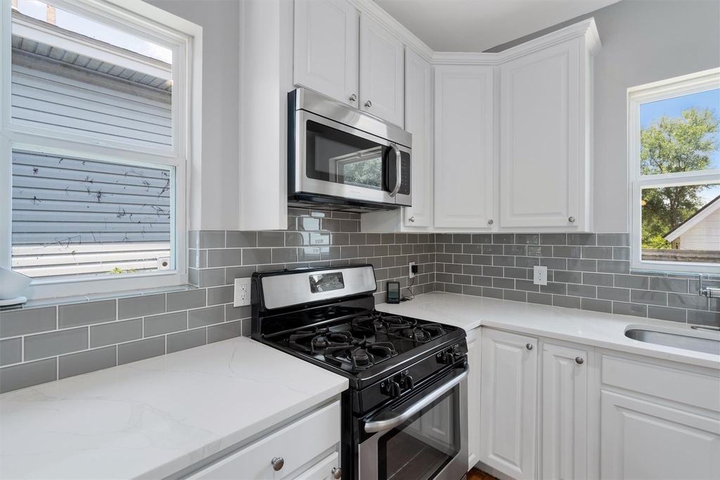 1102 Woodland Ave - Photo 7