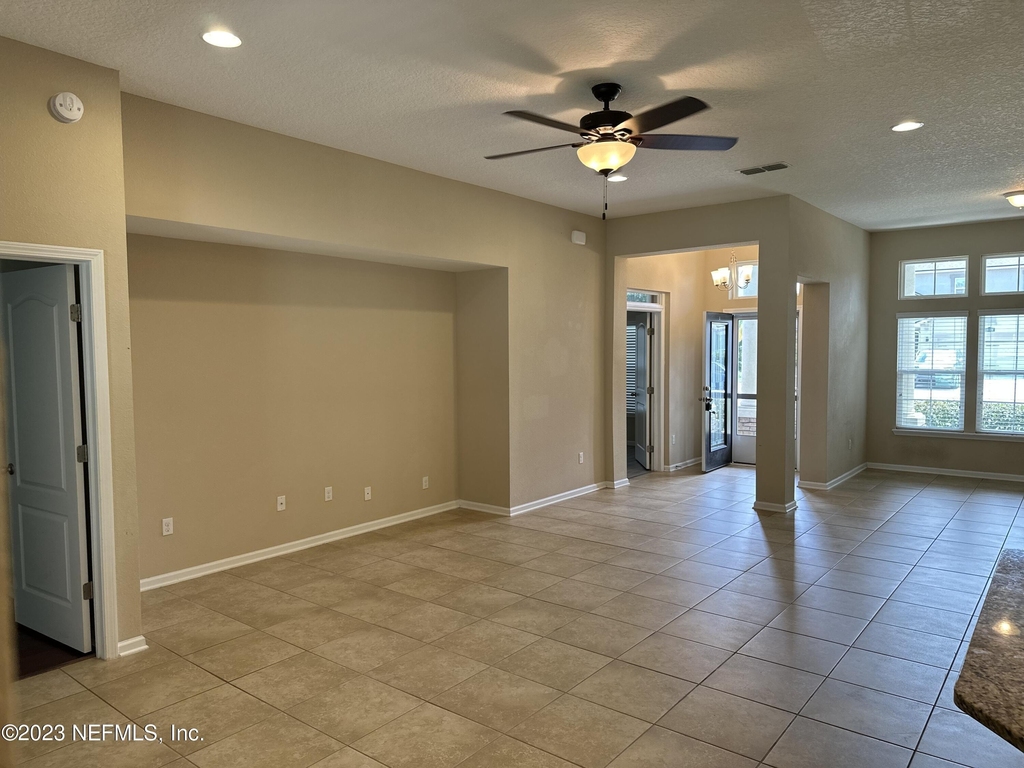 4135 Halifax Lane - Photo 5