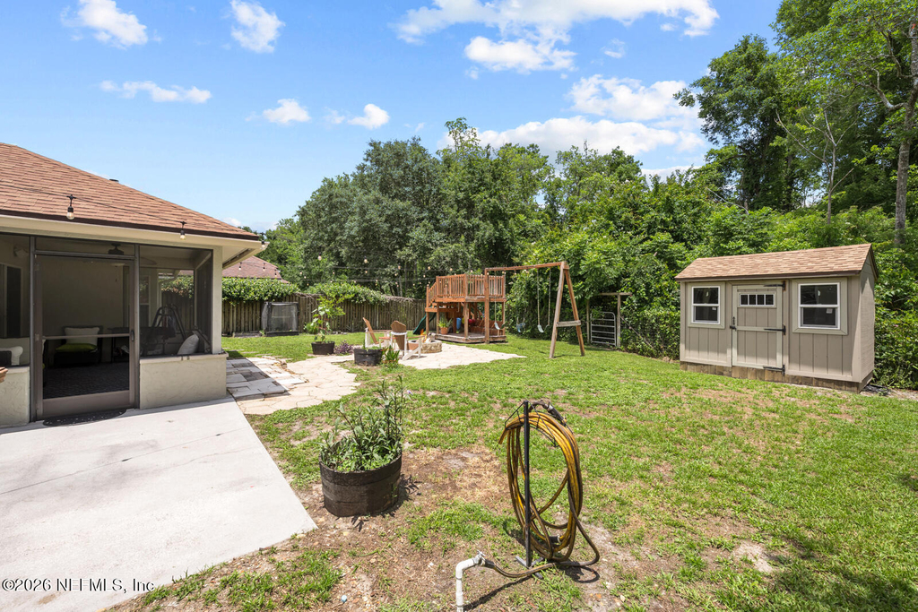 8575 Crooked Tree Drive - Photo 30