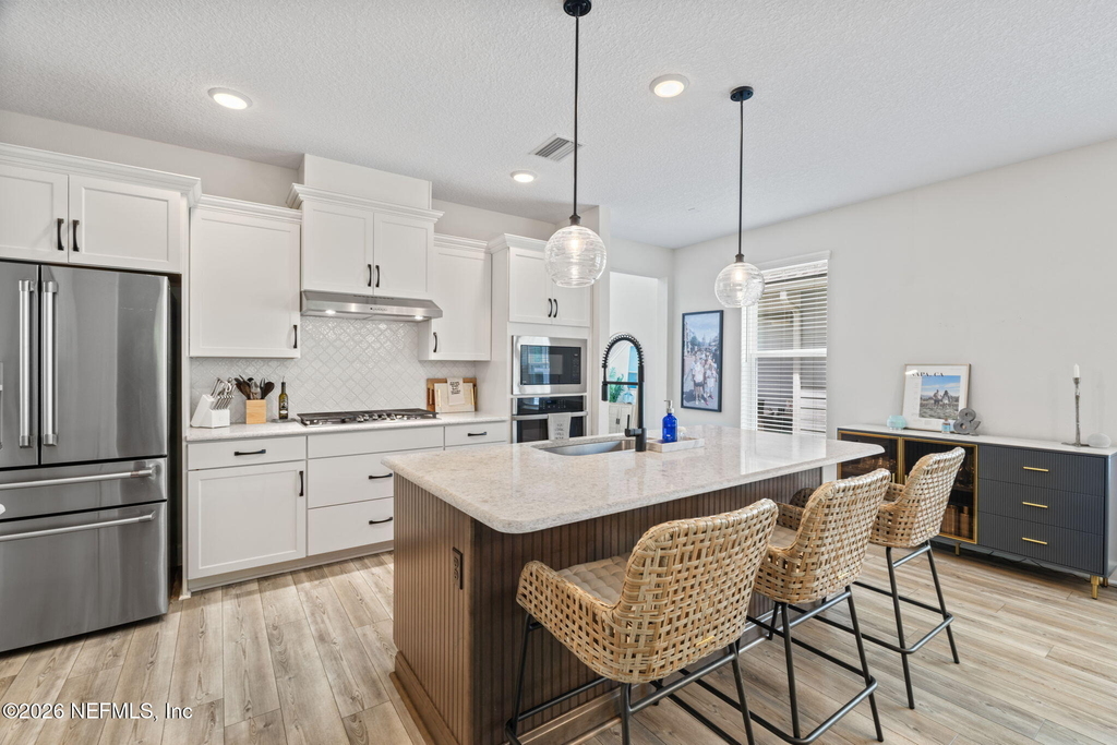 381 Pioneer Village Drive - Photo 10