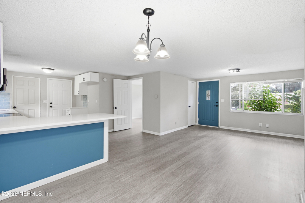 7386 Dostie Drive E - Photo 8