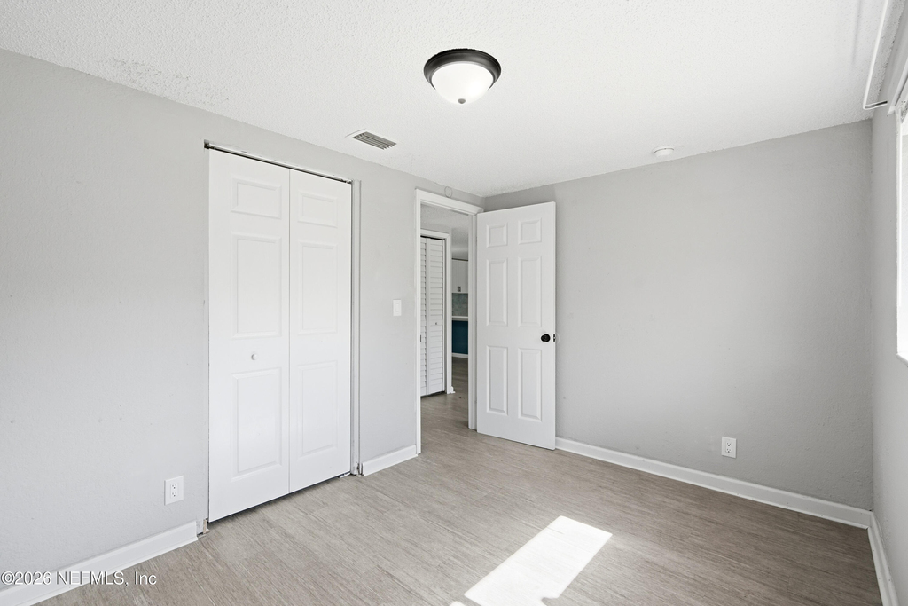 7386 Dostie Drive E - Photo 19