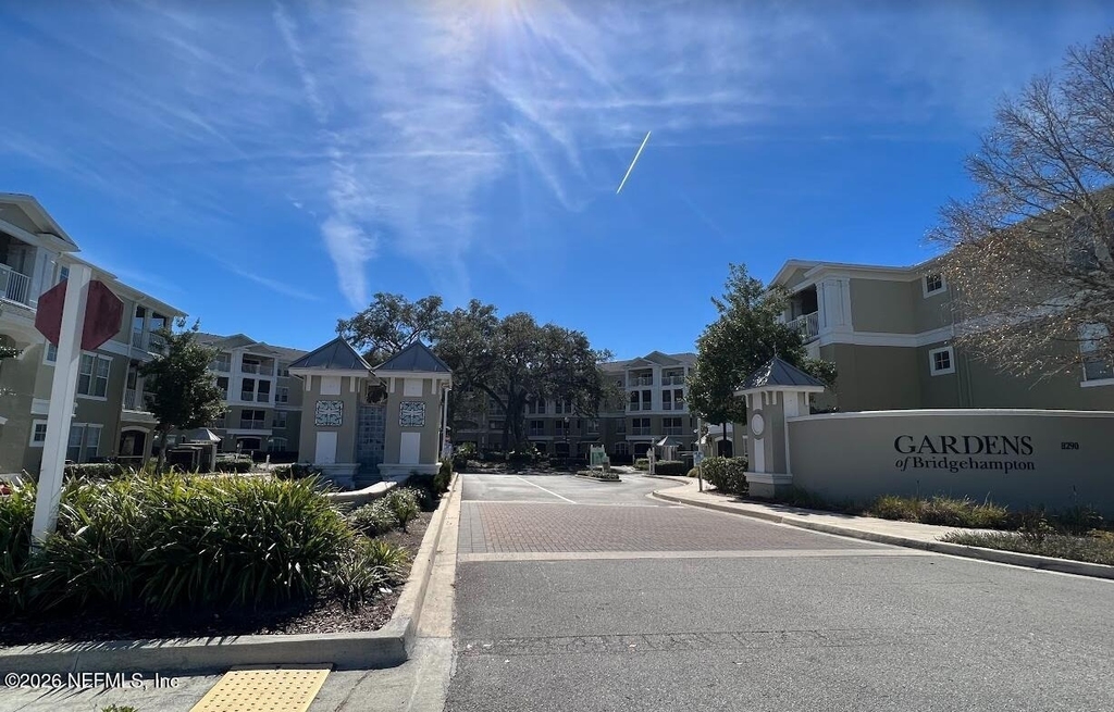 8290 W Gate Parkway W - Photo 1