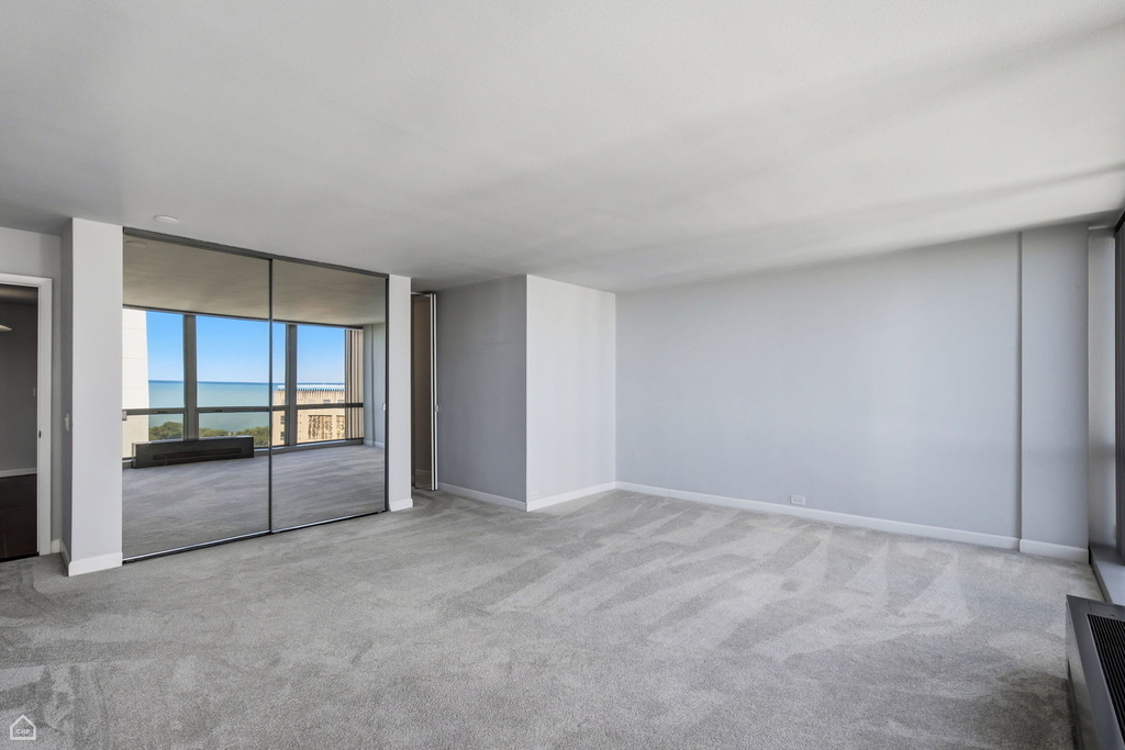 330 W Diversey Parkway - Photo 24