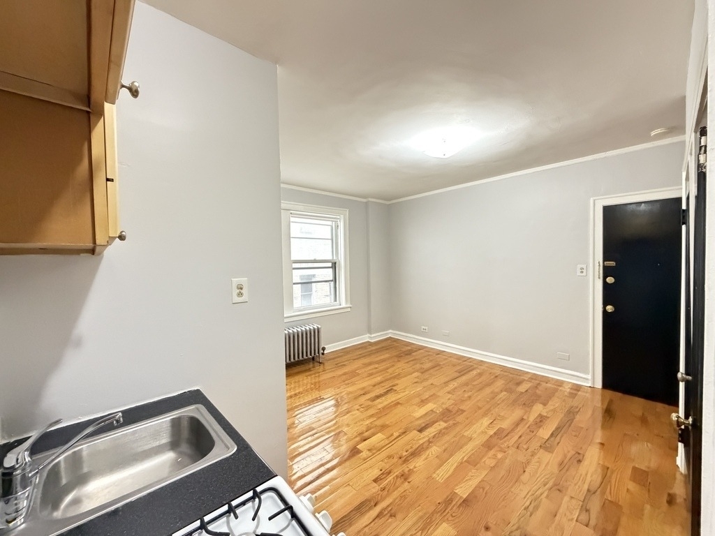 917 W Eastwood Avenue - Photo 5