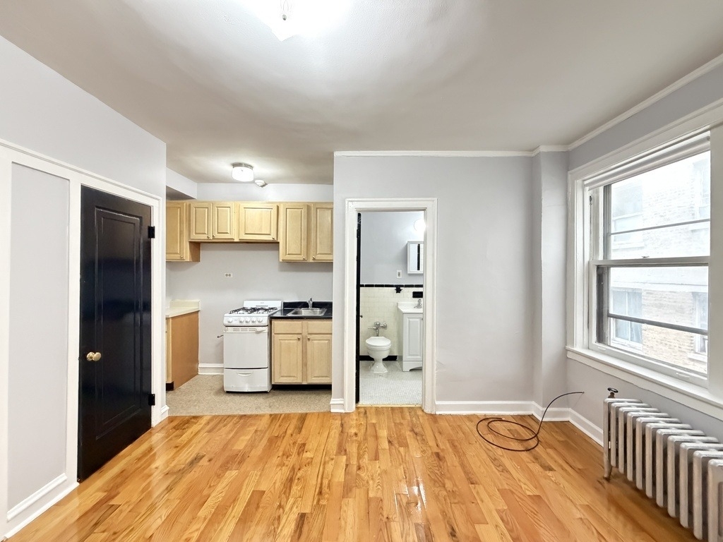 917 W Eastwood Avenue - Photo 7